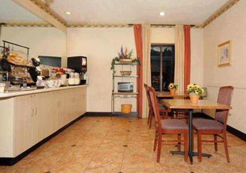 Quality Hotel Essington Extérieur photo