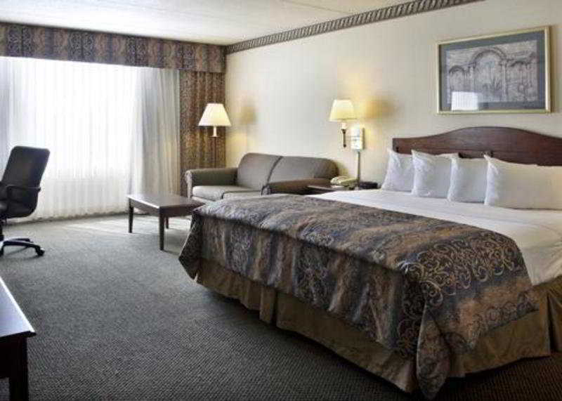 Quality Hotel Essington Extérieur photo